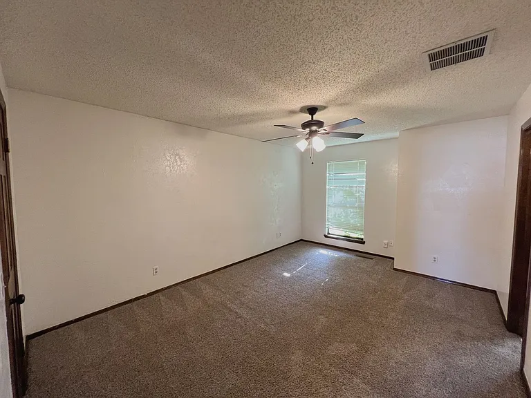 112 N Grand Fork Dr — Photo 24