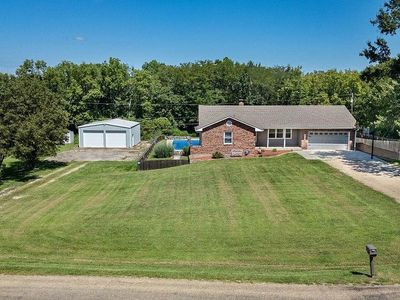 2750 Knoll Dr, Topeka, KS, 66617