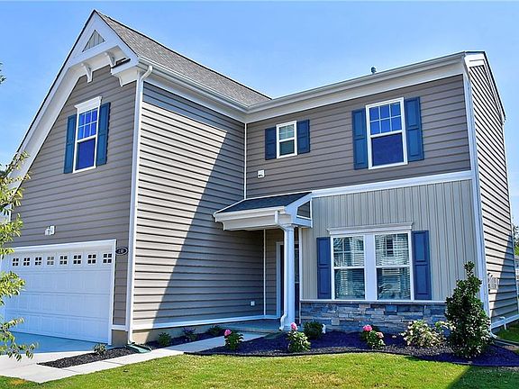 2nd image of 130 Peck Ln