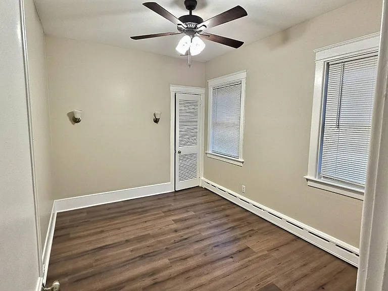 304 N Lynn Blvd — Photo 6