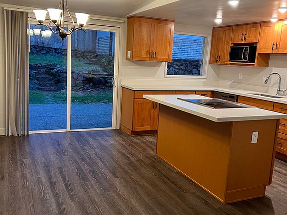 Dining Room & Kitchen