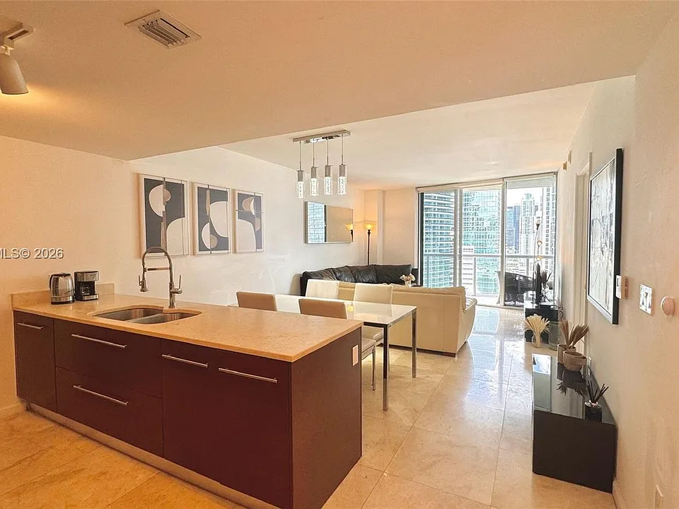 475 Brickell Ave #2512