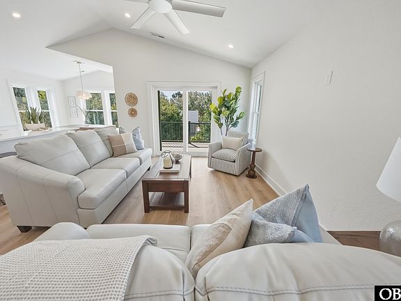 2nd image of 527 W Sothel St Lot 7/8