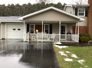 2 Meadowlane, Greenville, PA 16125