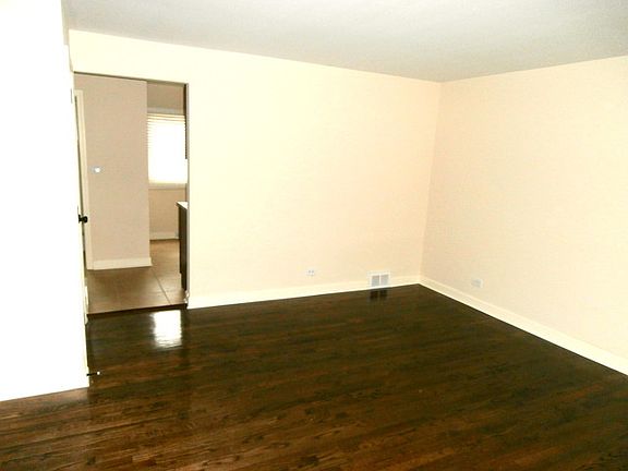 5th image of 14 E Judith Ann Dr