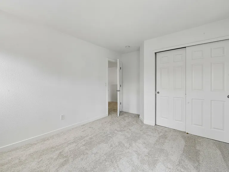 10094 Amston St — Photo 19