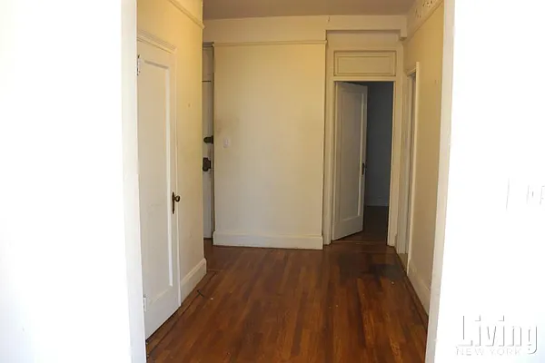 Rented by Living New York | media 33