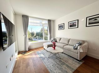 375 W 59th Ave #202, Vancouver, BC V5X0J4