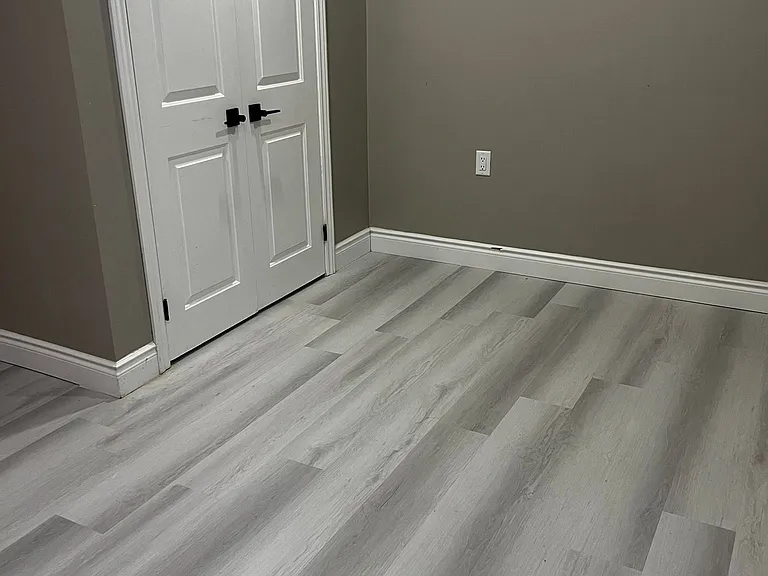940 Reeves Ave — Photo 32