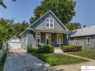 824 Avenue E, Council Bluffs, IA 51503