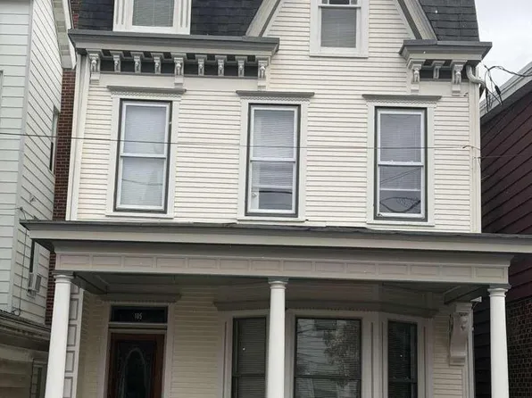 105 S 4th St, Minersville, PA 17954