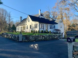 11 Farm Rd #A, Sherborn, MA 01770