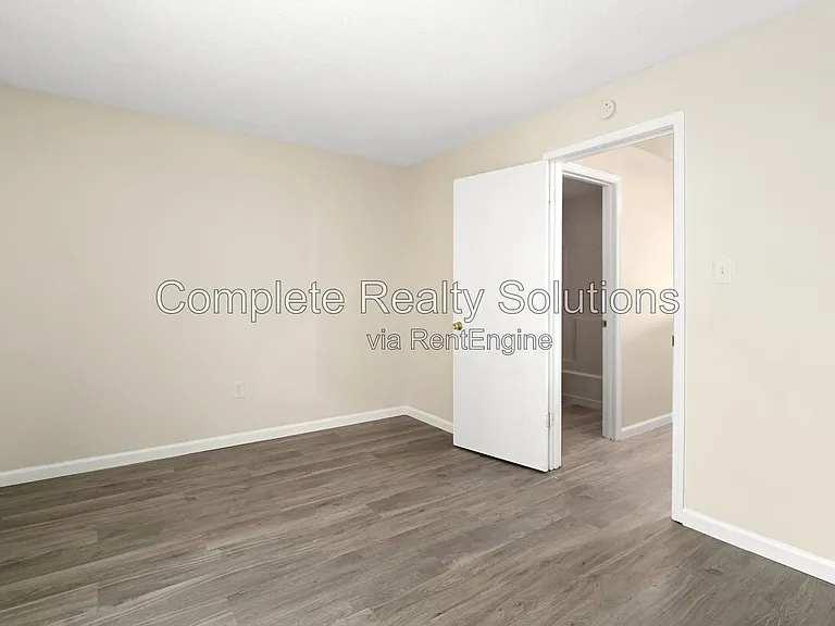 790 Country Aire Ct #206 — Photo 10