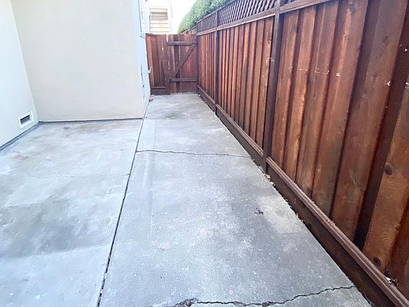 4th image of 1525 Gordon St #1