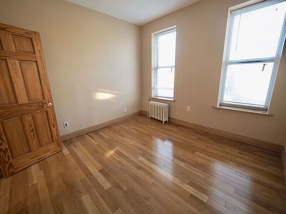 5th image of 3118 41st St #7AA