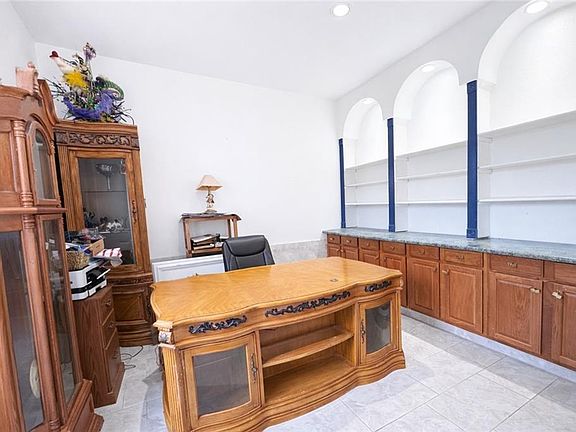 4th image of 84 Inlet Dr