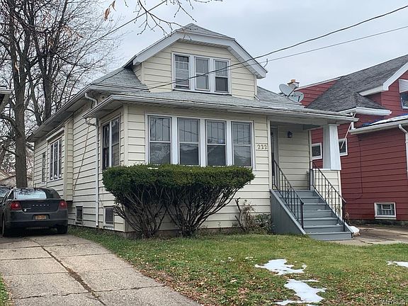 2nd image of 222 Hewitt Ave