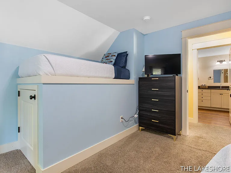2345 Fern Walk — Photo 15