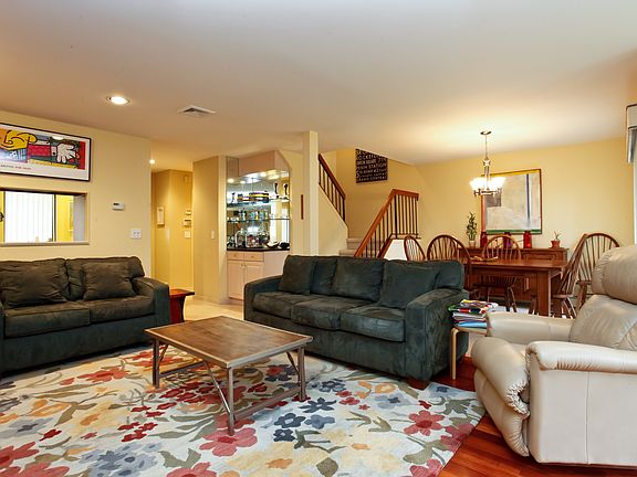 3rd image of 164 Woods View Ln #16-4