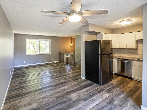 5th image of 11921 Golden Blvd
