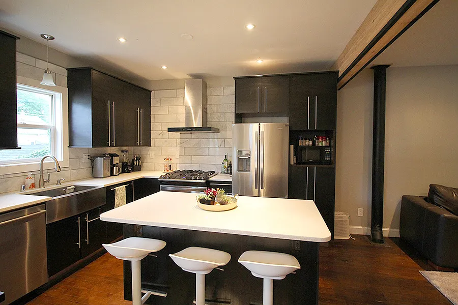 2970 S Clement Ave - 1 — Photo 3