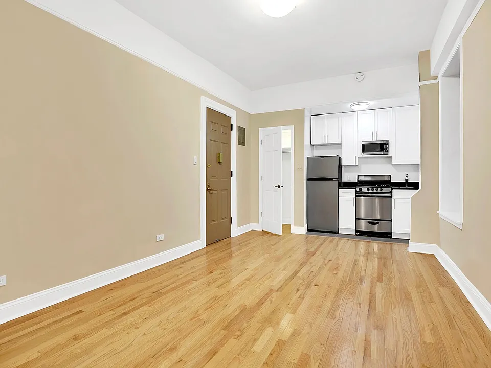 68 Montague St #1G
