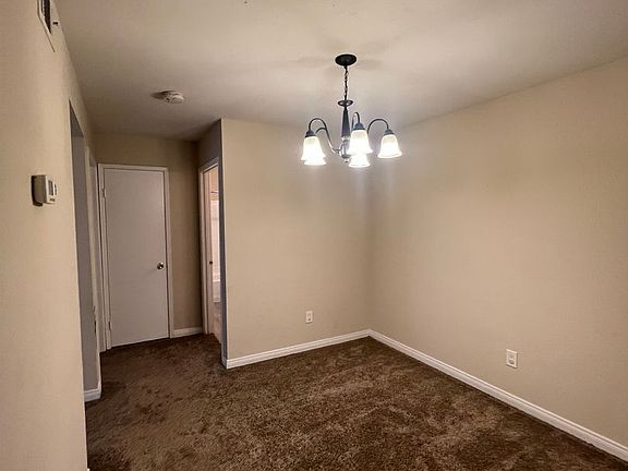 5th image of 745 E Bradley Ave Unit 3