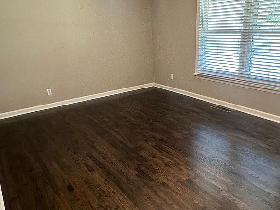 2nd image of 2000 Caesar Dr