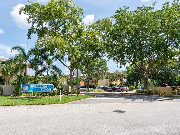 2nd image of 11441 NW 39th Ct APT 317