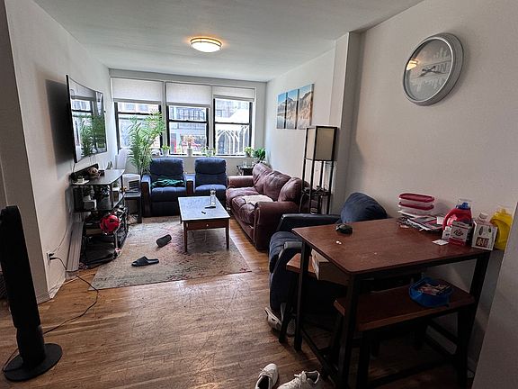 3rd image of 416 Lafayette St APT 2I