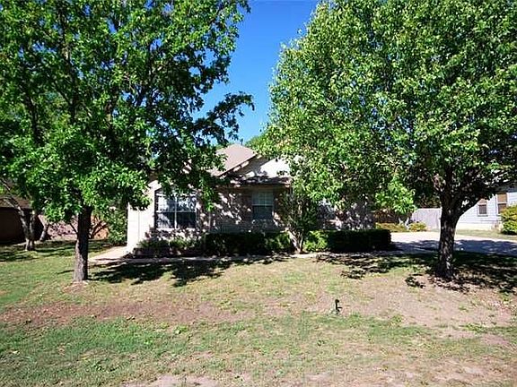 2nd image of 1803 Dublin Dr