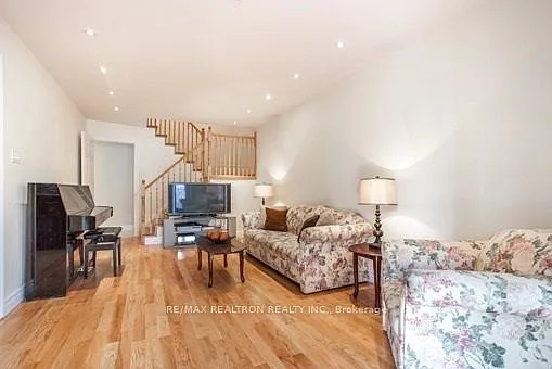 5 bed, $3,500 — Photo 3