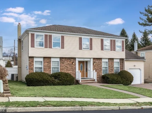 22 Tomar Ct, Bloomfield Twp., NJ 07003