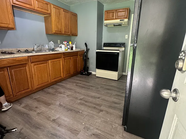 217 S Wilkinson Ave #A — Photo 8