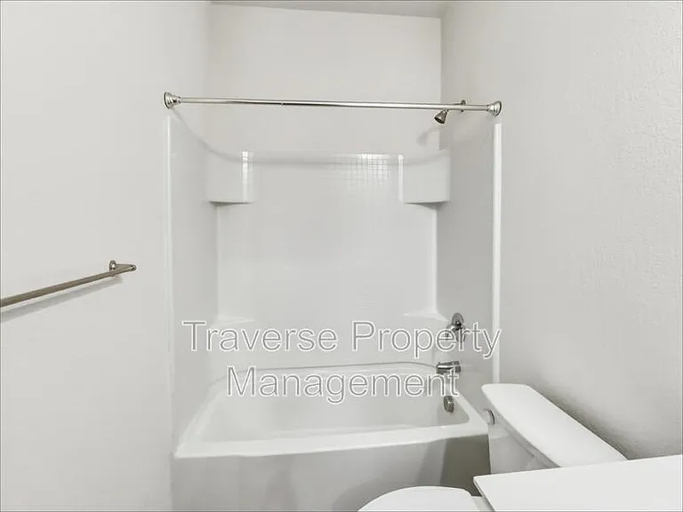 1713 Escondido Dr — Photo 19