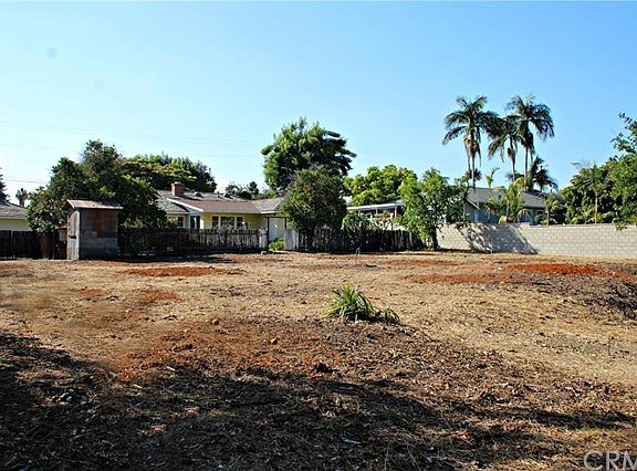 2nd image of 8452 Catalina Ave