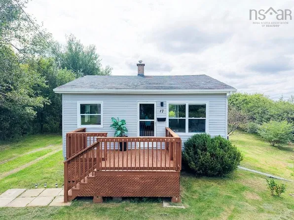 17 George St, Scotchtown, NS B1H 1C2