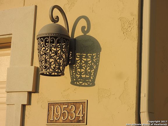 3rd image of 19534 Brooke Pl