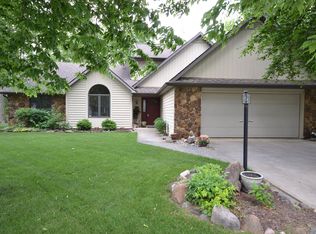 2112 Kerrigans Way, Fort Wayne, IN 46815