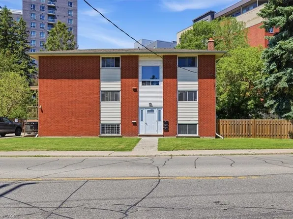 119 Regina St N, Waterloo, ON N2J 3B1