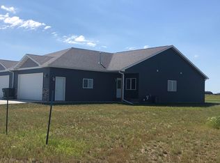 1906 Main St, Carrington, ND 58421