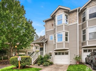 9621 179th Pl NE UNIT 1, Redmond, WA 98052