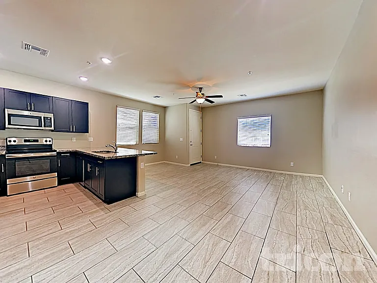 12541 W Hummingbird Ter — Photo 5