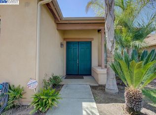 8200 Lake Shore Dr, Chowchilla, CA