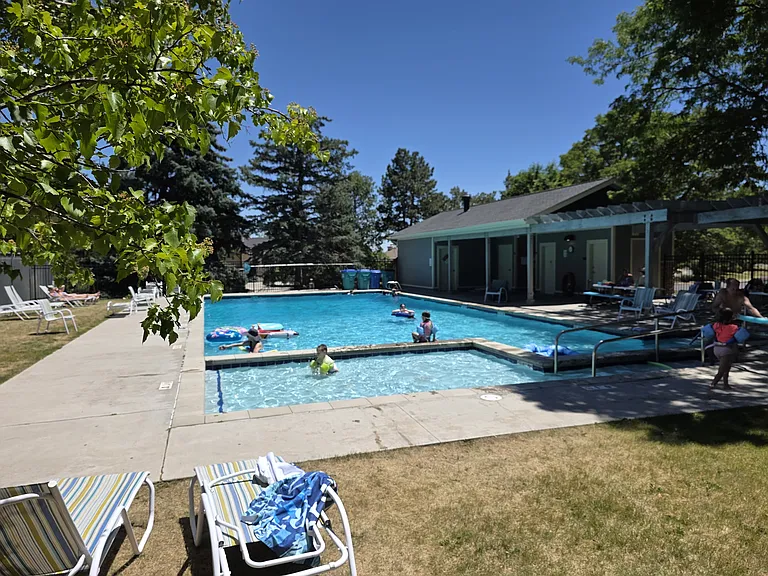 319 Bowline Ct — Photo 21