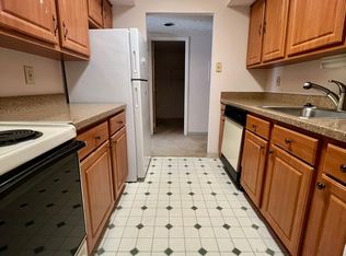 800 Avondale Rd UNIT I20, Wallingford, PA 19086