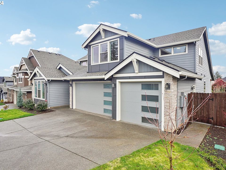 L&#39;Appartement DEUXIEME CLASSE - ★ L&#39;Appartement ﻿Thick Border B/N KNIT★ 2892 160th Place NE, Bellevue, WA 98008 | MLS #2406503 | Zillow