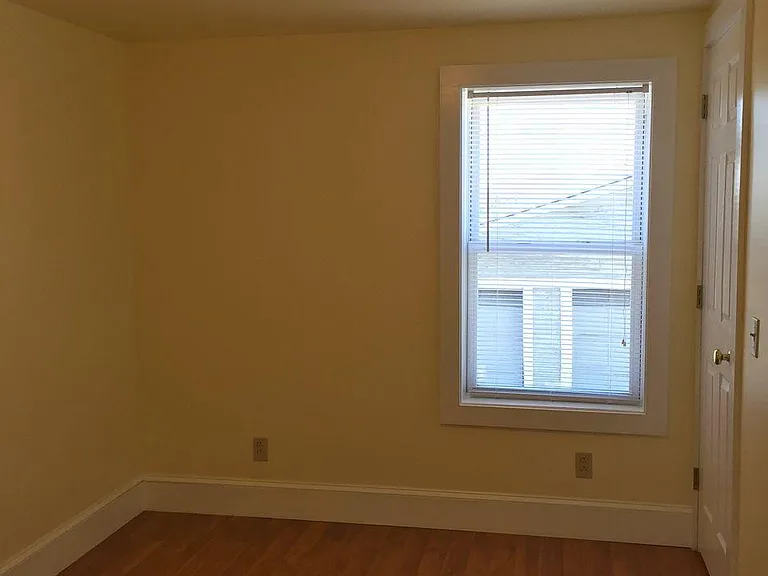 40 Chase St #2 — Photo 3