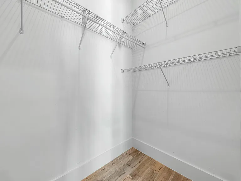 15503 Temple Blvd — Photo 38