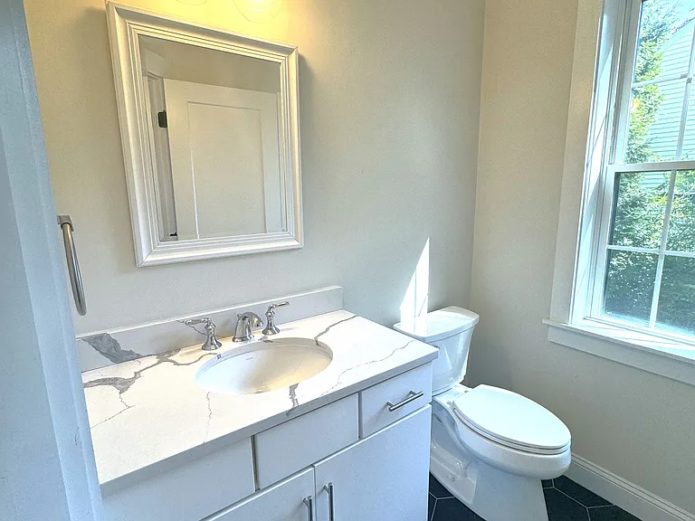 7 Faxon Park Rd #D — Photo 15
